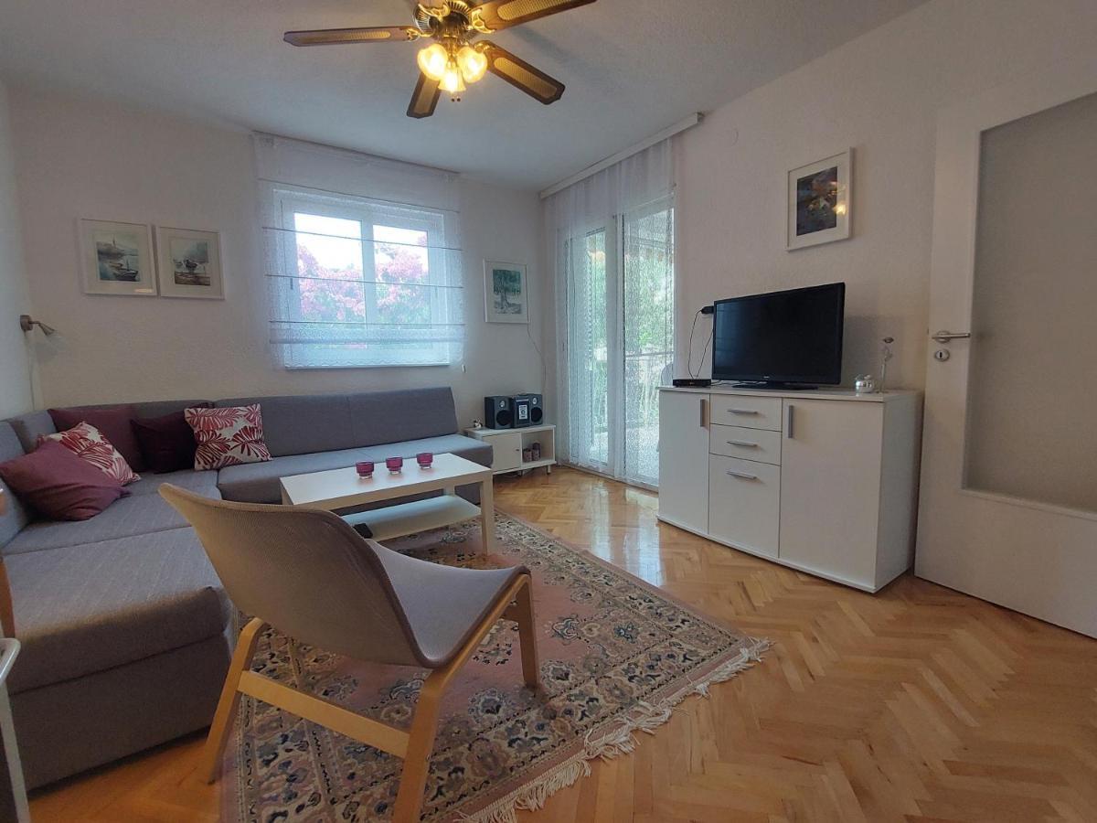 Apartment Emili Marina Eksteriør bilde